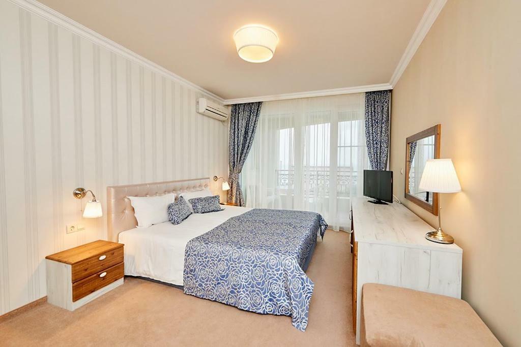Penelopa Palace Apart Hotel & Spa Pomorie Exterior foto