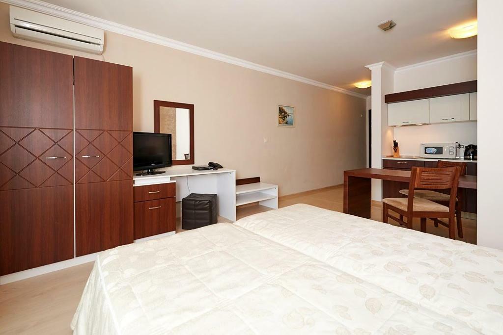 Penelopa Palace Apart Hotel & Spa Pomorie Exterior foto