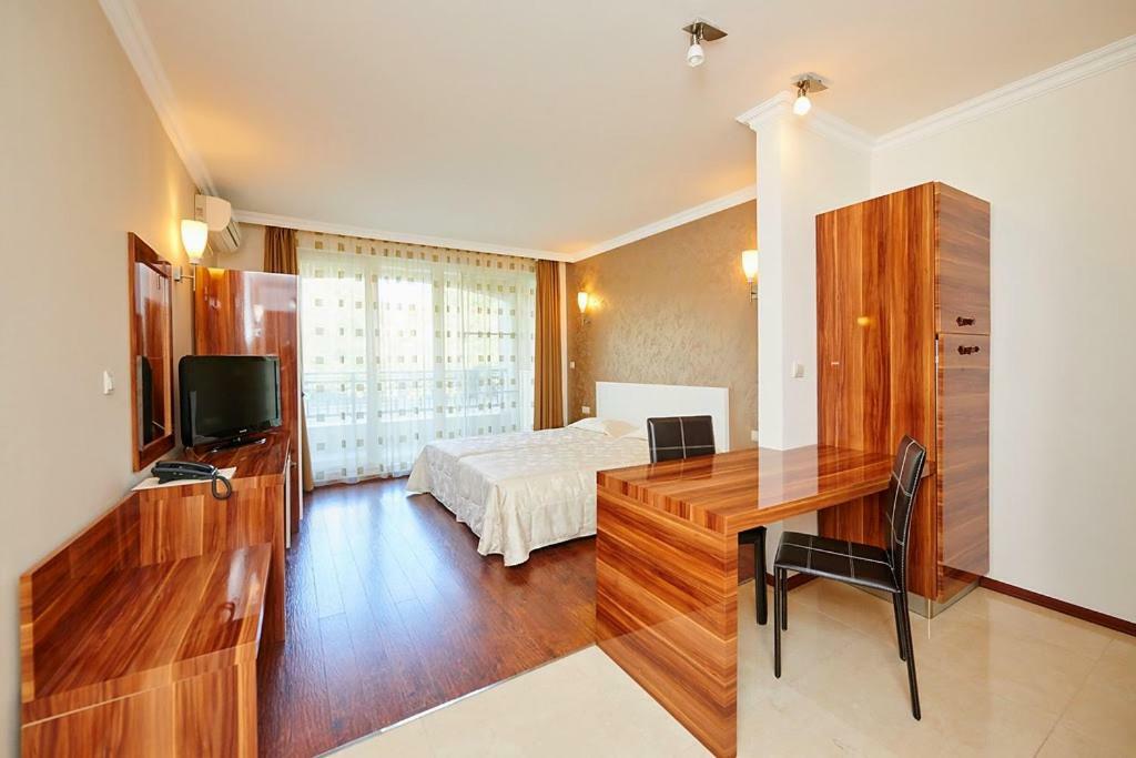 Penelopa Palace Apart Hotel & Spa Pomorie Exterior foto