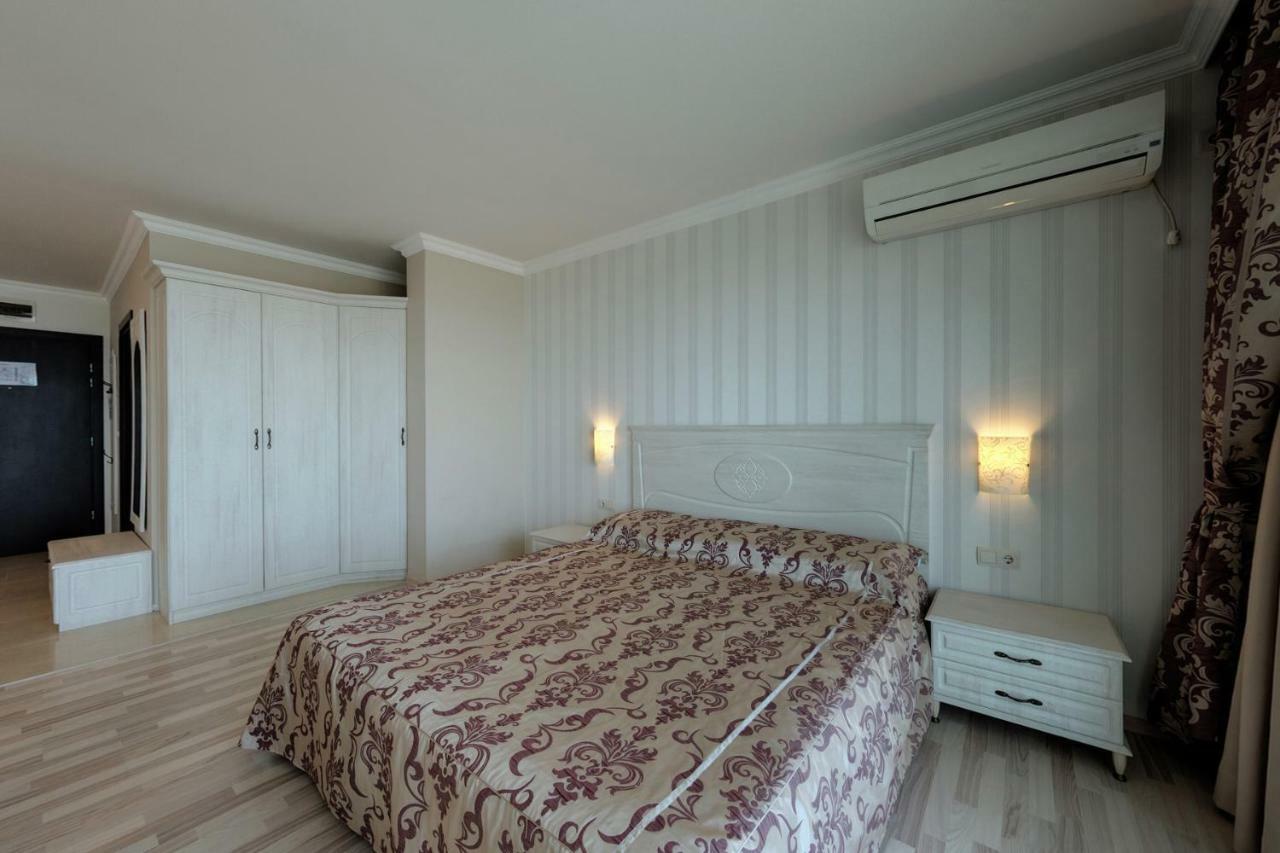 Penelopa Palace Apart Hotel & Spa Pomorie Exterior foto